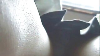 پدربزرگ به یک دختر مکزیکی داغ سکس تو مطب دکتر در گربه خیس خود غذا می دهد