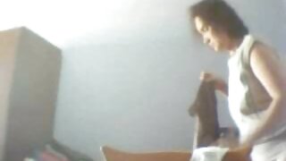 هارلو وست با داستان سکسی خانوم دکتر انگیزه هایش به برادر ناتنی اش کمک می کند و او را لعنت می کند